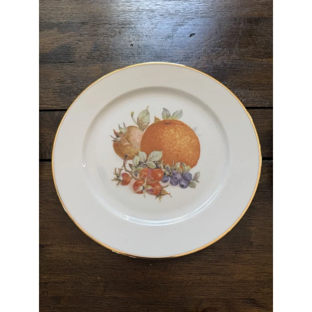Josef Kuba Vintage Western Germany Fruit Plates Set of 6 Gold Trim Porcelain 8